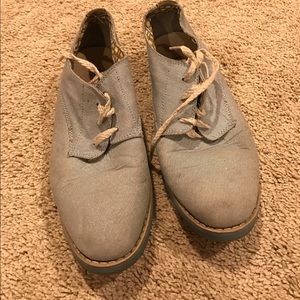 Caterpillar cat shoes